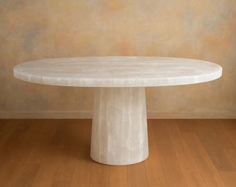 Mesa de comedor ovalada de cristal de selenita hecha a mano: muebles de piedras preciosas de lujo