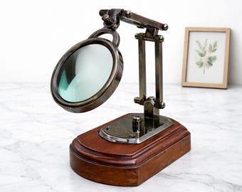 Antique Brass Magnifying Glass with Wooden Lamp Style Stand, 10X Reading Lens, Vintage Desk Decor, Gift for Book Lovers & Collectors gifting
