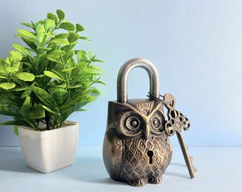 ヴィンテージスタイルのフクロウ型鍵付き錠 | ユニークなコレクターズ