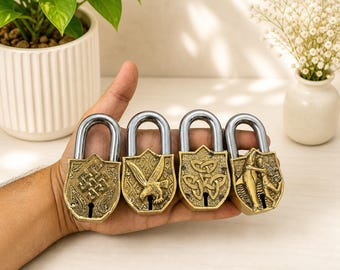 Candado de latón con llaves – Candado de diseño vintage, resistente, candado decorativo de latón grabado para bolsos de viaje, armarios, taquillas y seguridad del hogar.