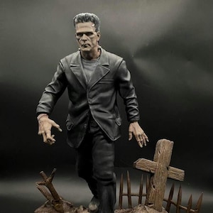 Frankenstein Monster Figure – Maximum Detail 12K Resin Figure | 30 cm | Painted & Unpainted Options