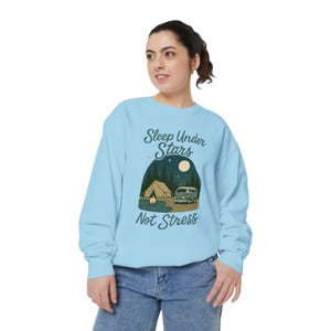 Unisex Campfire Sweatshirt - Cozy Adventure Apparel, Gift for Campers, Hiking Outfit, Nature Lover Sweatshirt, Sleep Under Stars Design