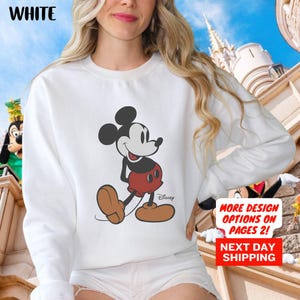 Mickey Mouse Sweatshirt, Disney Mickey Sweatshirt, Mickey Pose Sweatshirt, Disney Sweatshirt ,Classic Mickey Pose Sweatshirt, Disney Trip zdjęcie 2