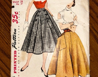 1950s Simplicity Pattern 3762 Misses Skirt Size 14, Waist 28", Hip 37" Factory Folds, Missing Directions