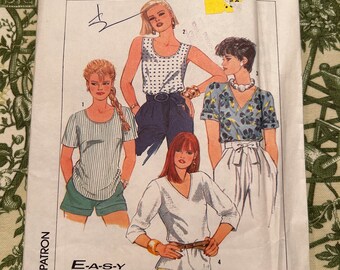 1980s Simplicity Pattern 7468 Misses Pullover Top Blouse Size 22, 24 Factory Folds