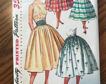 Vintage 1950s Simplicity Pattern 1490, Misses Skirt, Cummerbund, Size Waist 28", Hip 37"