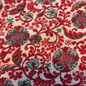 1940s Vintage Feedsack Stoff Rot, Grün, Weiß Blumenmuster 92 x 24 cm (2 Stück verfügbar)