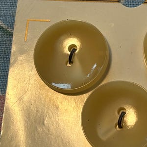Vintage crème La Moderne 7/8" knopen originele kaart
