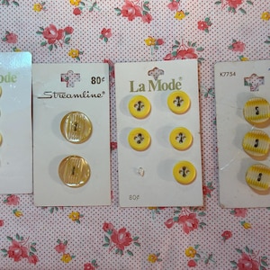 Lote de 4 conjuntos de estilos vintage, botões de plástico amarelos, cartões originais, simplificados, modo La de 1/2" a 3/4"