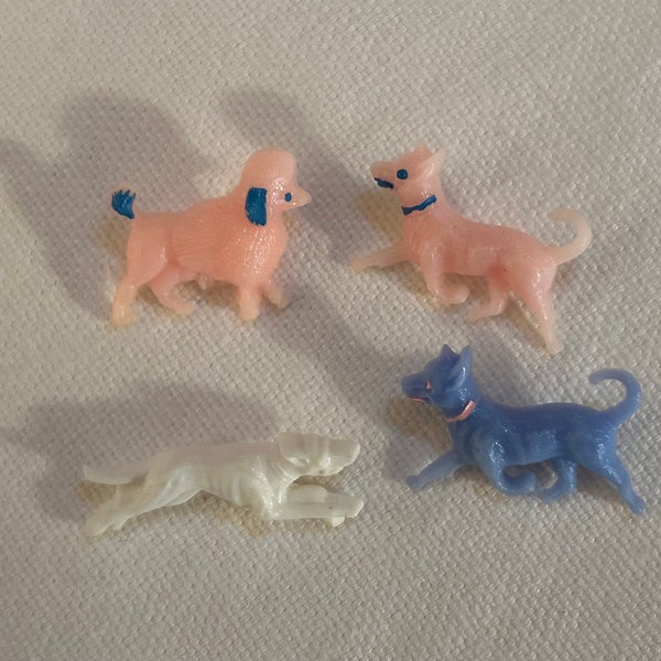 Great Set of 4 Vintage Plastic Dog Realistic Buttons Approximately 1" Pink, Blue, White Self Shank