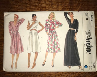 Vintage 1980s Easy Vogue Pattern 8053, Pullover Dress, 2 Lengths Size B 8 to 10, Factory Folds