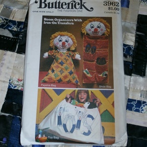 Cute Vintage Butterick Craft Pattern 3962, Room Organizers, Transfer, Pajama Bag, Shoe and Toy Bag,Uncut