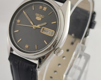 Vintage Seiko 5 Automatic 17 Jewels Black Dial With Day & Date Cal.7009 Great Condition Men's Wristwatch "Free Shipping"