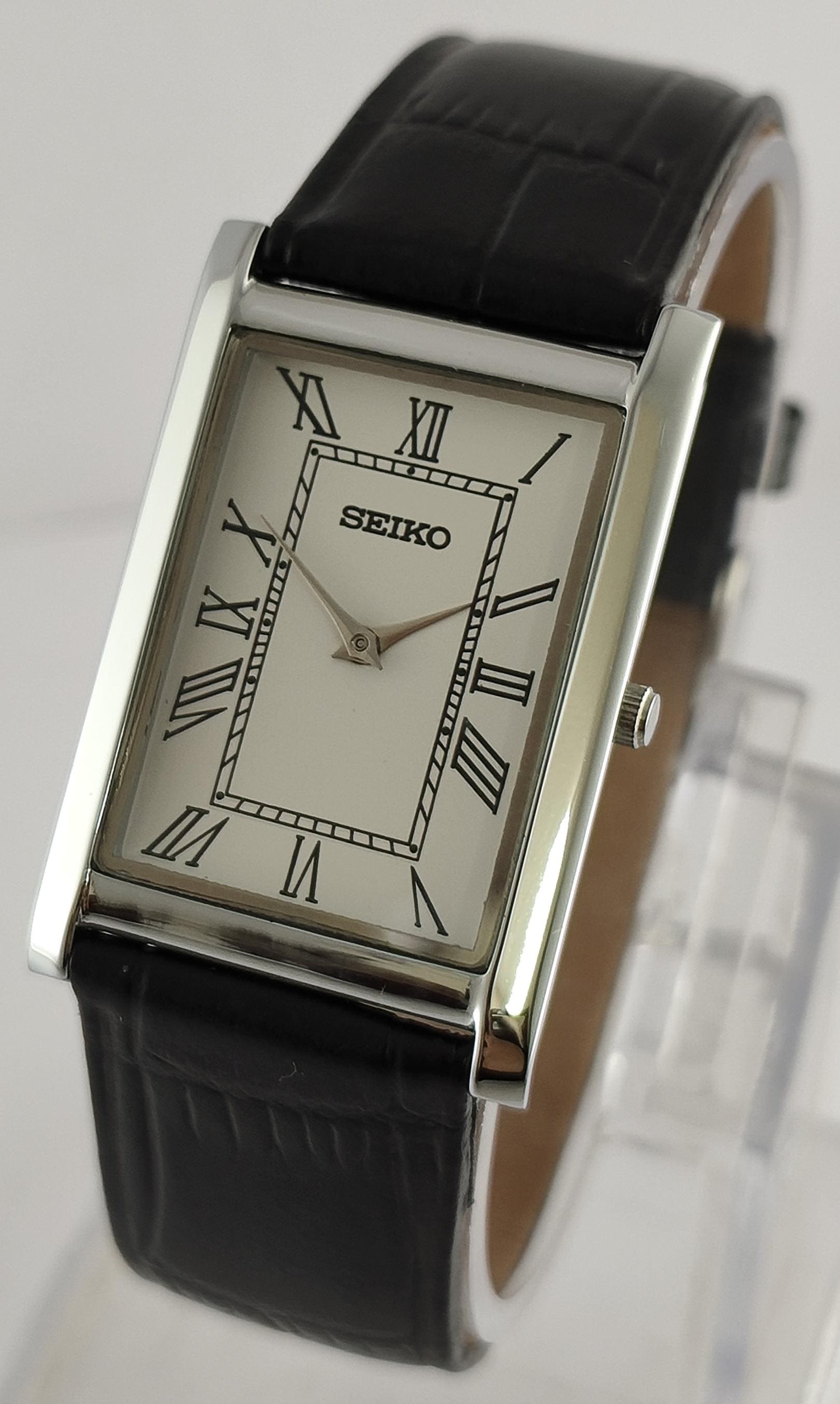 Japan Quartz Watch - Etsy display picture 1
