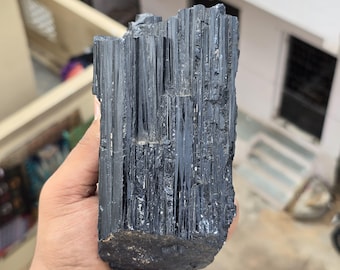 Cristal de turmalina negra en bruto grande: 150 mm, piedra curativa del chakra raíz