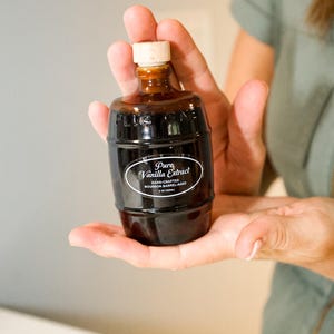 Vanilla extract, hand-made, bourbon barrel aged, non-diluted, pure vanilla extract.