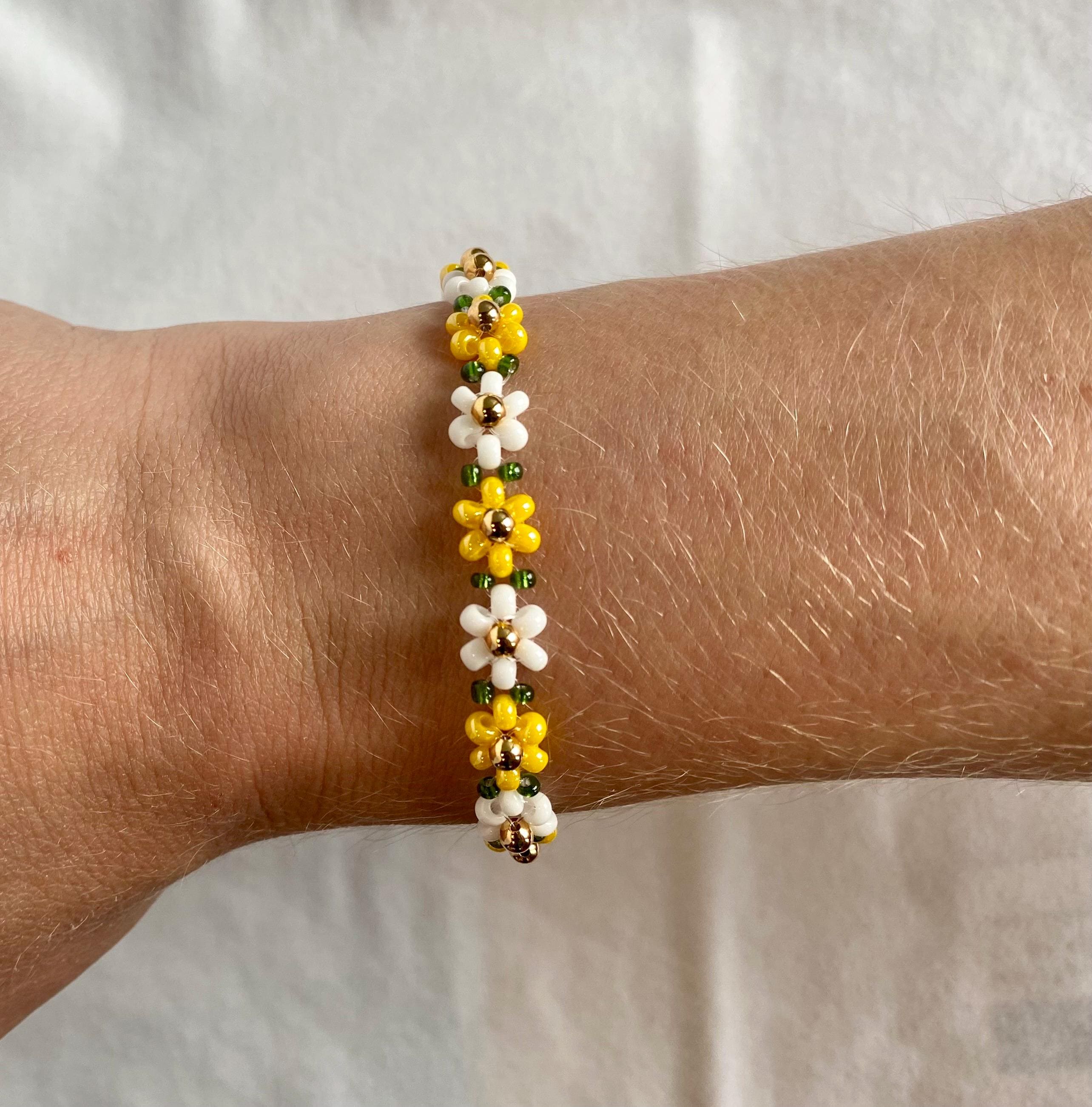 シードビーズの花のブレスレット、花、彼女への手作りギフト、夏の