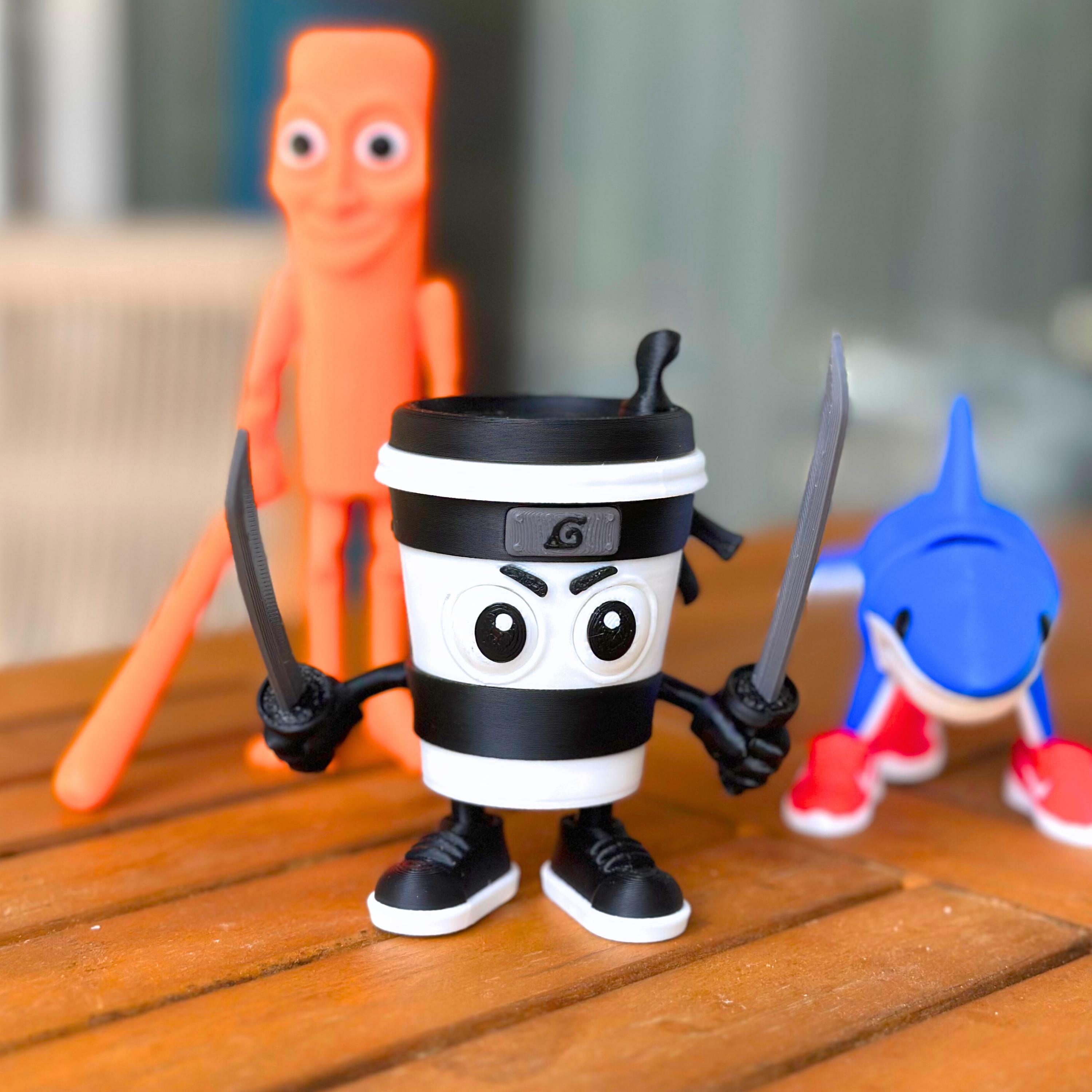 CPRNQY Figurine Cappuccino Assassino 12 Cm – Meme Italien Brainrot, Objet De Collection Humoristique