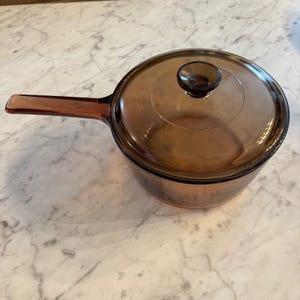 Visions by Corning Amber Glaskastrull med lock 2,5L V-2.5-B Frankrike Vintage