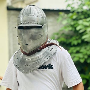 Medieval Helmet European Templar Crusader Wearable 18 Gauge Close Helmet Armor Knight Gothic Halloween Costume Steel Helmet Gift For Him