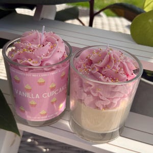 Woestijnkaars met vanillecupcakegeur - handgemaakte en slagroom - sojakaars - funky containerkaars cadeau