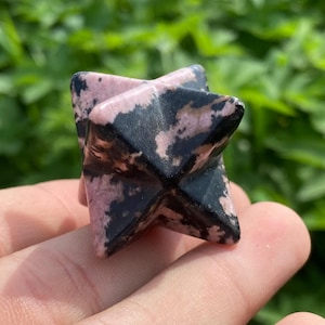 1.5&quot;+ Natural Rhodonite Quartz Merkaba Star,Crystal,Quartz,Crystal Quartz,Merkaba,Star,Merkaba Star,Crystal Gifts,Home Decoration 1PC