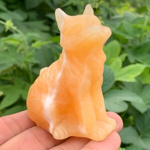 2.5&#39;&#39;+ Natural geode stone fox, Hand carved Fox, Crystal fox skull,Quartz crystal skull,Home Decoration Gifts,random 1pc