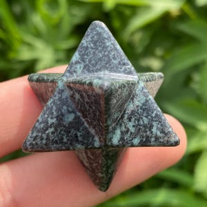 1.5&quot;+ Natural Malachite Quartz Merkaba Star,Crystal,Quartz,Crystal Quartz,Merkaba,Star,Merkaba Star,Crystal Gifts,Home Decoration 1PC