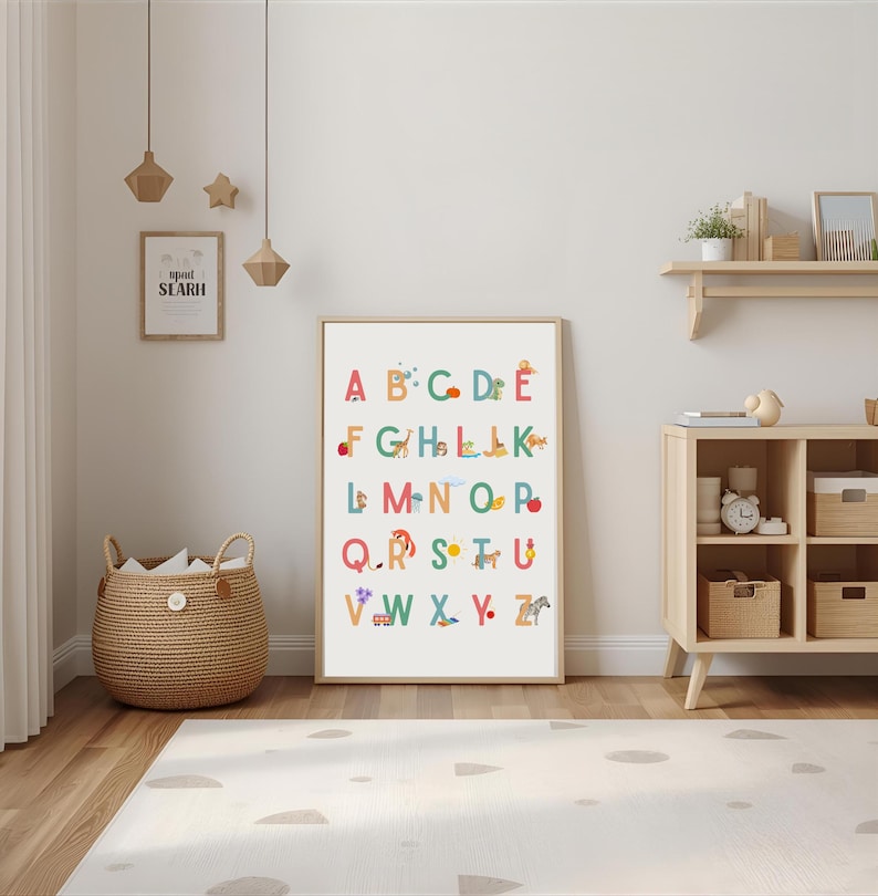 Abécédaire illustré en français – Affiche à imprimer ou envoi | Lettres + correspondances objets & animaux | Poster éducatif Montessori