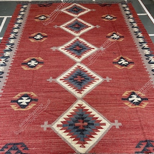 Handmade Wool Jute Kilim Rug: Bohemian Flatweave Area Rug