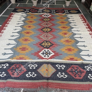 Handwoven Wool Jute Kilim Rug: Bohemian Flatweave Dhurrie