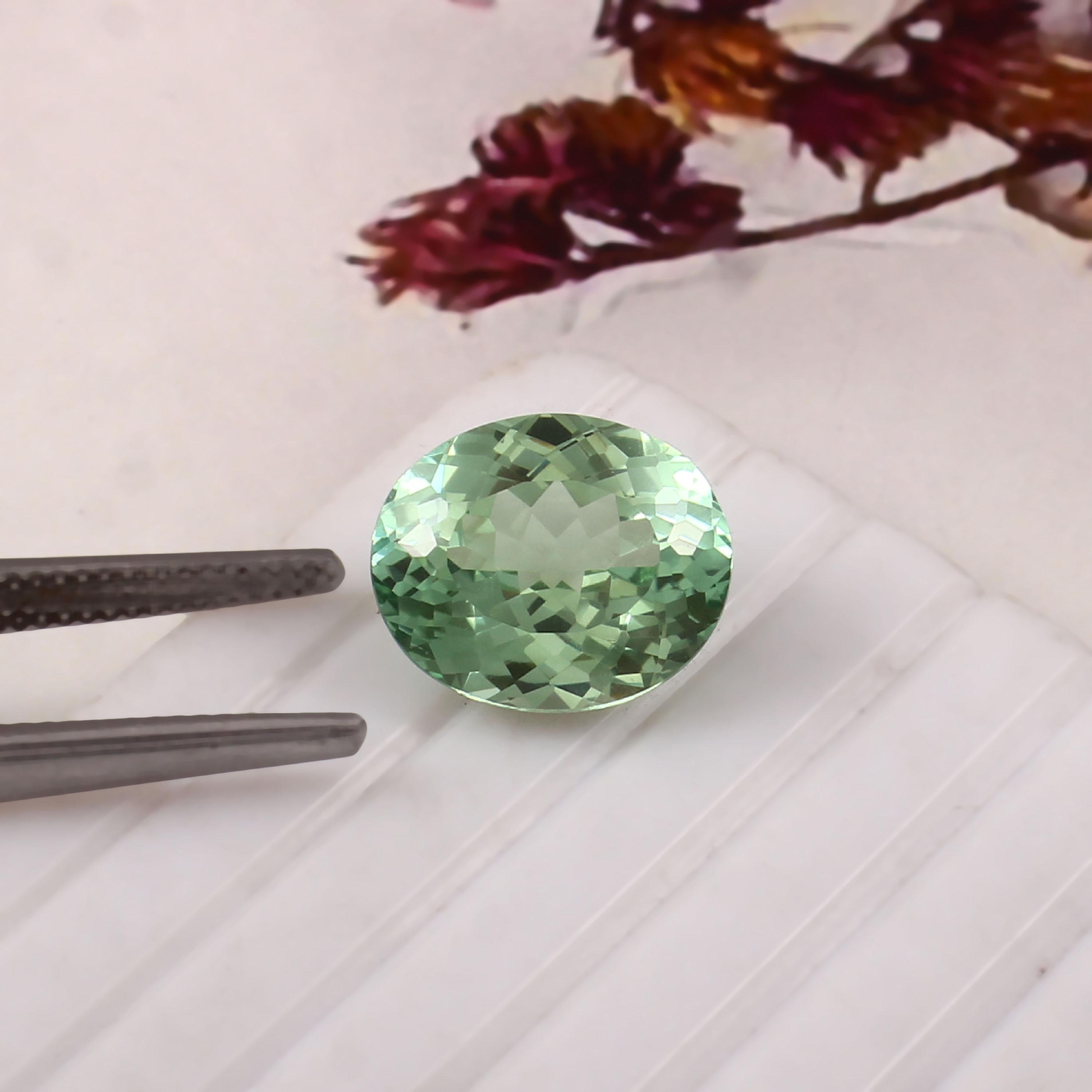 7.55 CT Natural Ceylon Vivid Green Sapphire: Oval Cut Loose