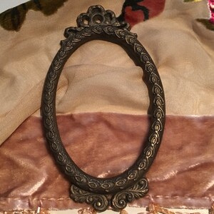 Vintage Brass Victorian Ornate Detailed Frame
