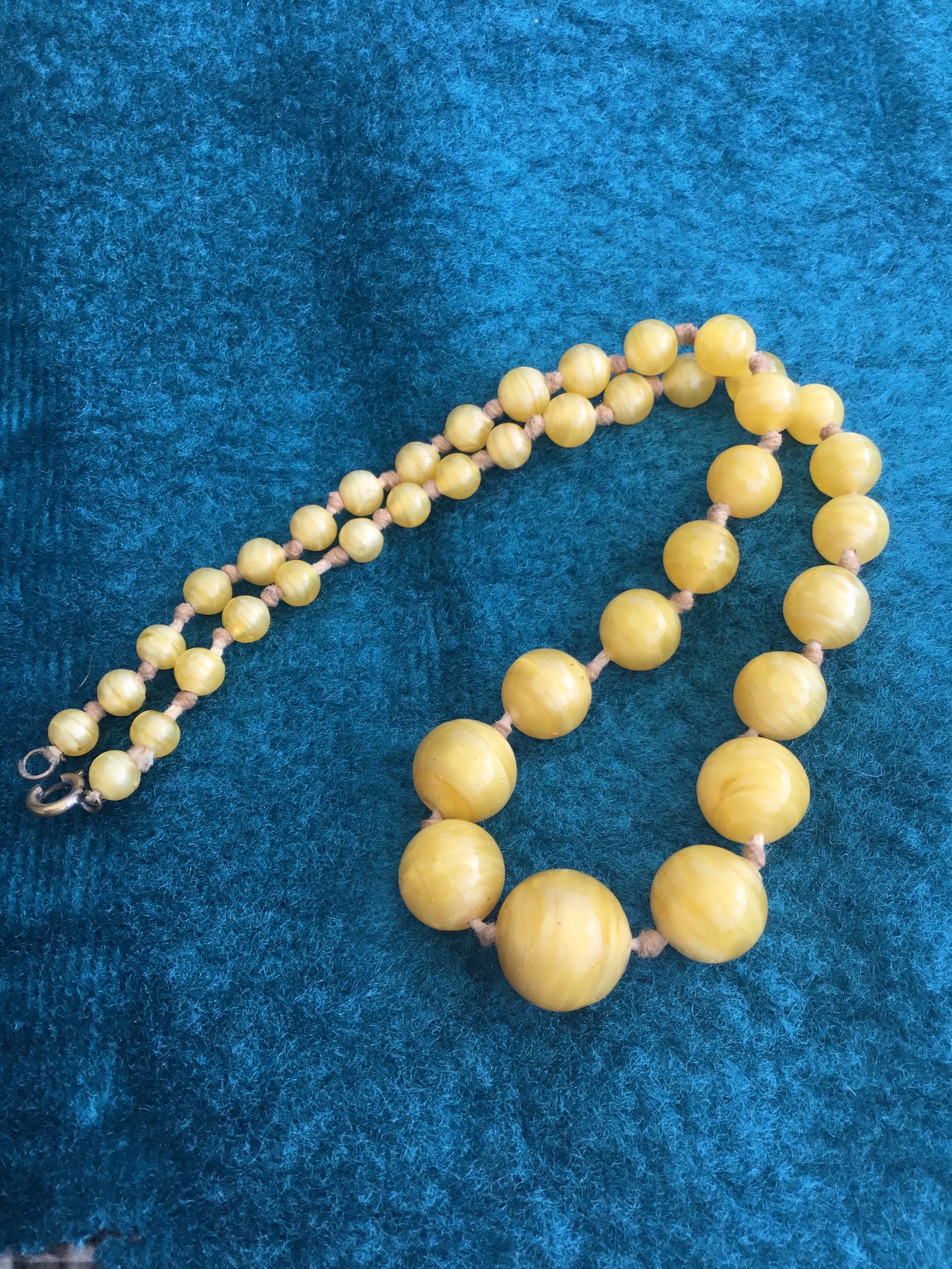 Lovely Yellow Glass Bead Necklace1940/50s Etsy