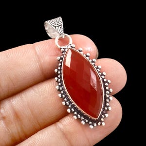 Natürlicher roter Onyx Anhänger, 925 Sterling Silber Anhänger, handgemachter Anhänger, Geschenk für Sie / Ihn, Geburtstagsgeschenk, Edelstein Anhänger