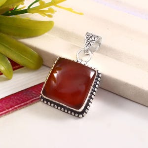 Natürlicher roter Onyx Anhänger, 925 Sterling Silber Anhänger, handgemachter Anhänger, Geschenk für Sie / Ihn, Geburtstagsgeschenk, Edelstein Anhänger