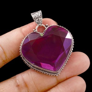 Amethyst pendant, 925 sterling silver pendant, handmade pendant, gift for her/him, gemstone pendant, purple amethyst pendant, birthday gift