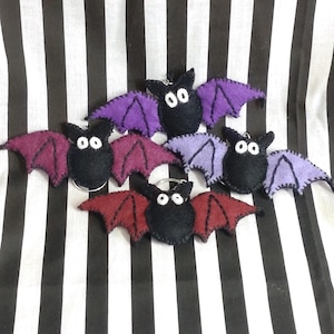 Cute gothic bat keyring l Spooky Halloween bag or key accessory, witch gift