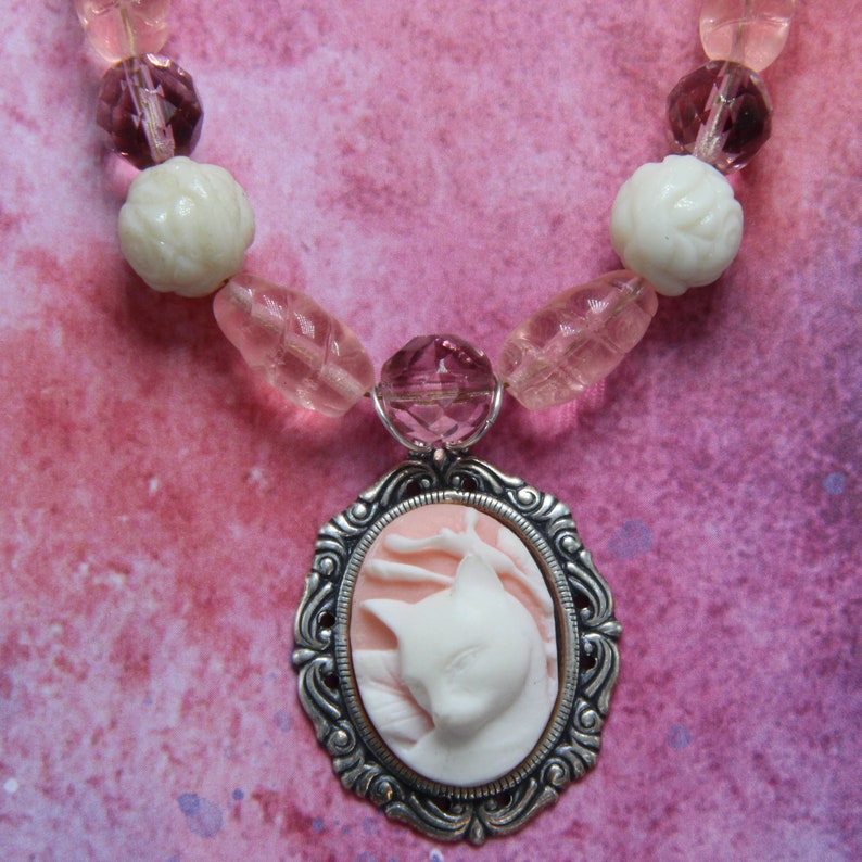 Handmade Necklace Cat Cameo Cabochon Pink White Silver Brass Oval Mount Brass Chain 32 Inch Length Lobster Claw Oscarcrow