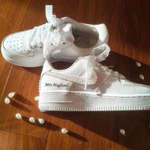 Wedding Pearl Sneakers - Personalized Wedding Sneakers for Bridal - Prom Sneakers - Pearl Lace Bridal Shoes - Unique Anniversary Gift