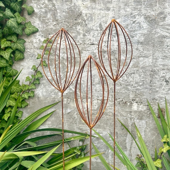 Rusty Metal Garden Finials Set, Corten Steel Yard Art