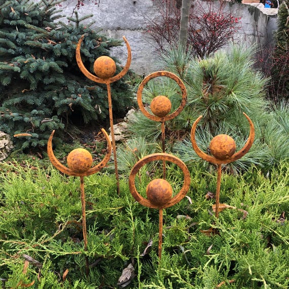 Rustic Metal Garden Finials, Set of 5, Rusty Yard Art Stakes