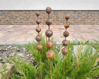Set aus 3 Rustikalen Metall-Gartenornamenten, Gartenstäbe, Gartendeko