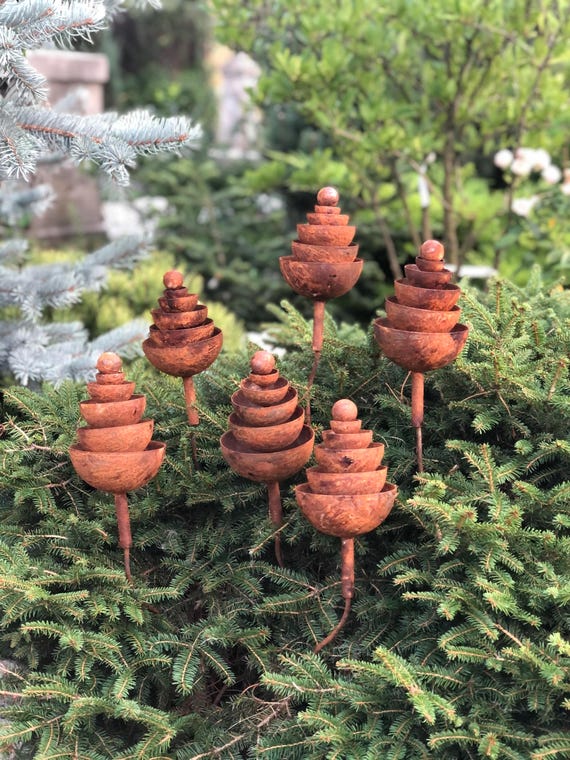 Rusty Metal Garden Stakes, Rustic Flower Sculpture, Set of 6