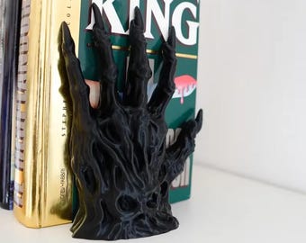 Gothic Demon Claw Bookends – Horror Shelf Decor, Halloween Gift