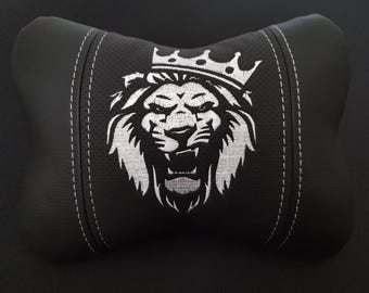 Cuscino poggiatesta premium - Supporto per il collo personalizzato con ricamo per interni auto / Cuscino fatto a mano / Regalo per marito, autista, moglie, ragazza