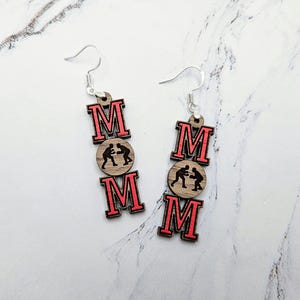 Fichier de boucles d'oreilles pendantes maman catch, fichier boucles d'oreilles équipe sportive, fichier laser numérique, svg, fichier de coupe Glowforge, partition ou gravure, lutteur