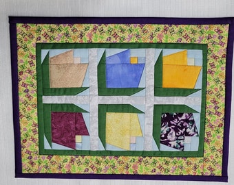 SPRING FLORAL PLACEMAT perfect for Easter Approx 13 1/2 x10 1/2 in jewel tone patchwork rose buds.  Morning tea on the patio?