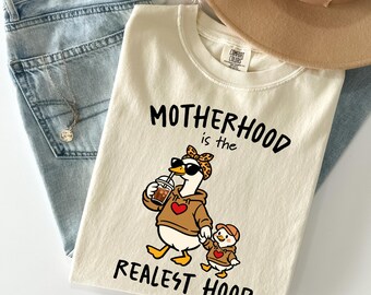 Funny Motherhood Comfort Colors Shirt - Trendy Mama T-Shirt - Silly Goose Mama Tee - Cool  Mothers Day Gift