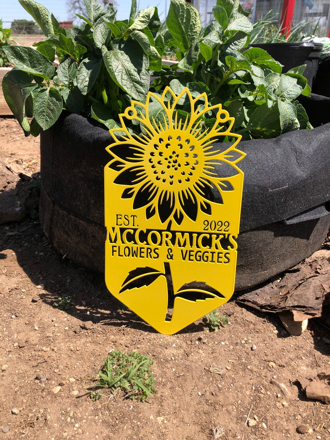 Personalized Sunflower Garden Sign, Custom Hanging Metal Flowerbed